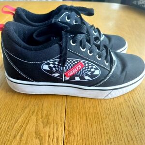 Heelys Pro 20 Prints SKATE  SHOES Black Size 6 Youth Style: HE101007